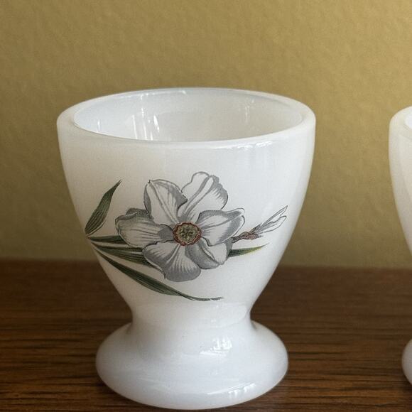 Vintage French Milk Glass Egg Cups Set of 2 White Floral Pattern Narcisse France - Picture 4 of 11